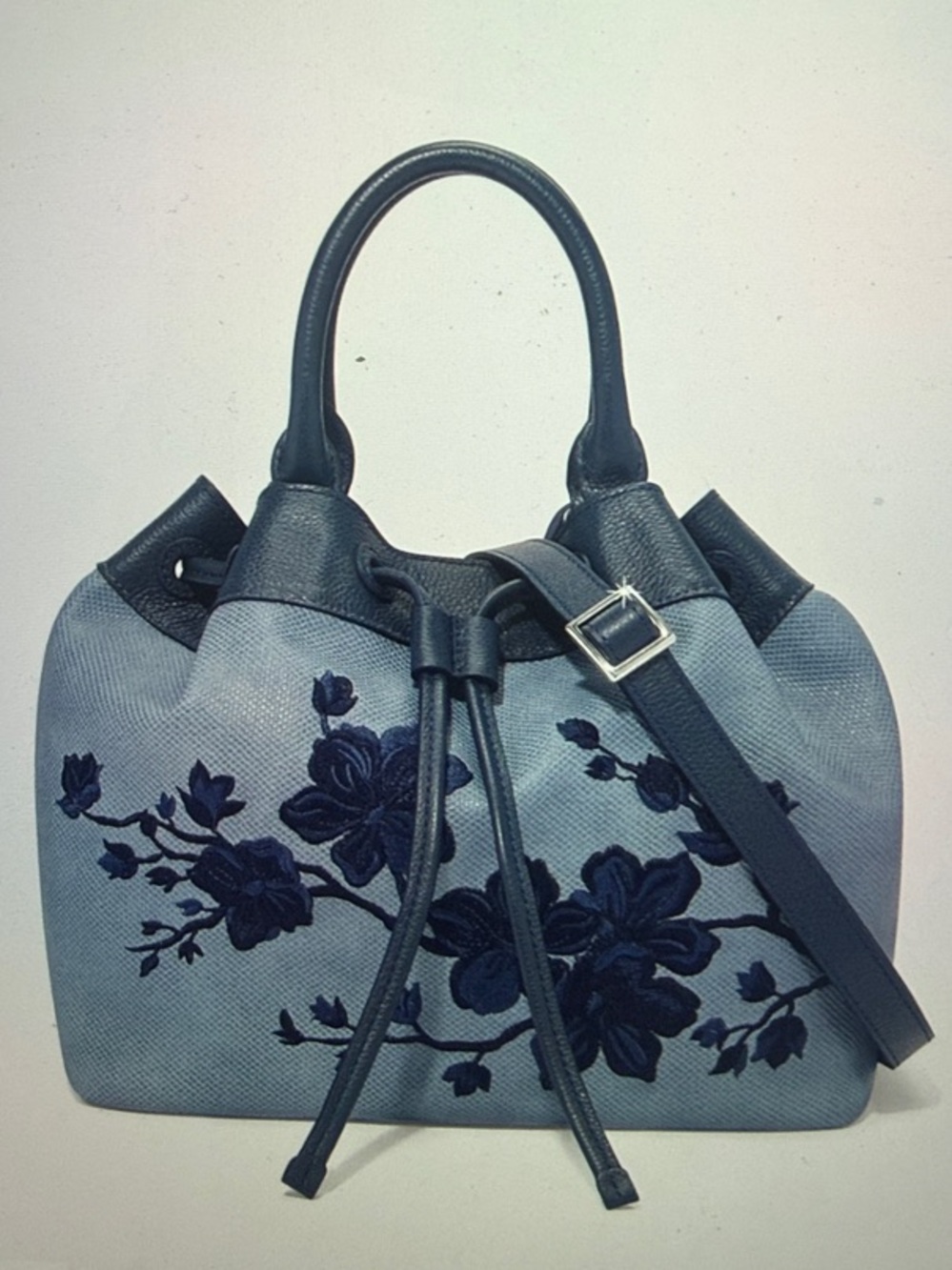 💙🆕 Brighton Kyoto in Bloom Elise Embroidered Drawstring Bag NWT